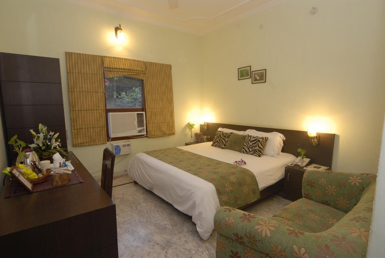 Siswan Jungle Lodge Baddi Exterior photo
