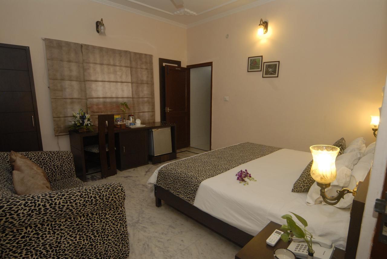 Siswan Jungle Lodge Baddi Exterior photo